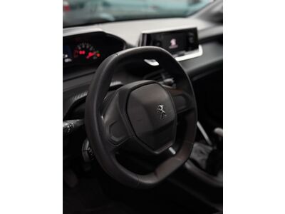 Peugeot 208 Gebrauchtwagen