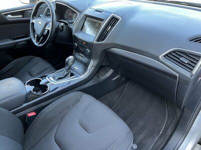 Ford S-MAX Gebrauchtwagen