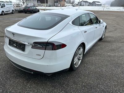 Tesla Model S Gebrauchtwagen