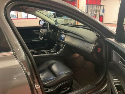 Jaguar XF Gebrauchtwagen