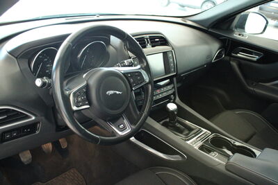 Jaguar F-Pace Gebrauchtwagen