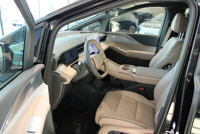 Xpeng X9 Neuwagen Xpeng X9 Neuwagen