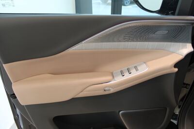 Xpeng X9 Neuwagen Xpeng X9 Neuwagen