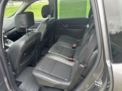 Renault Scénic Gebrauchtwagen Renault Scénic Gebrauchtwagen