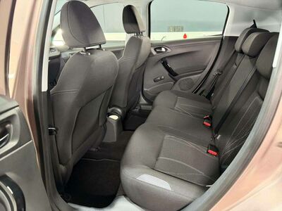Peugeot 208 Gebrauchtwagen Peugeot 208 Gebrauchtwagen