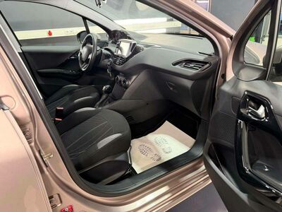 Peugeot 208 Gebrauchtwagen Peugeot 208 Gebrauchtwagen
